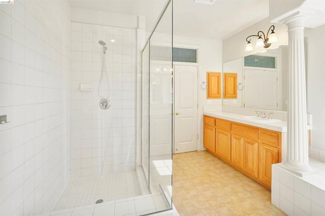9208 Hallmark Pl, Vallejo, CA 94591