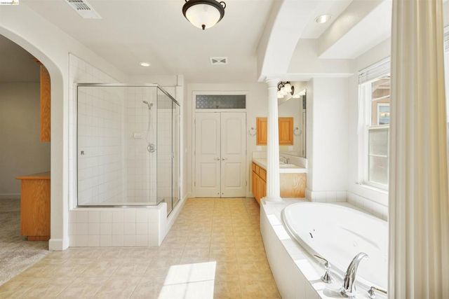 9208 Hallmark Pl, Vallejo, CA 94591