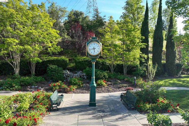 9208 Hallmark Pl, Vallejo, CA 94591