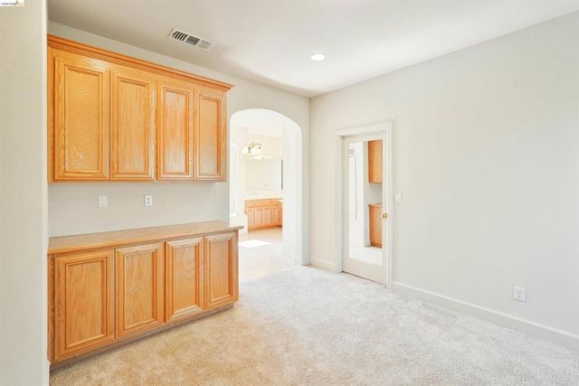 9208 Hallmark Pl, Vallejo, CA 94591