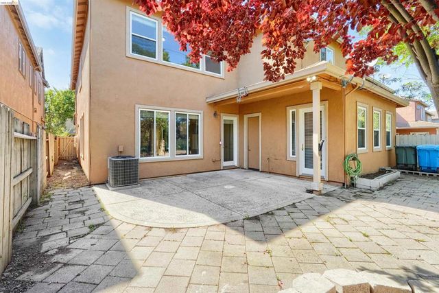 9208 Hallmark Pl, Vallejo, CA 94591