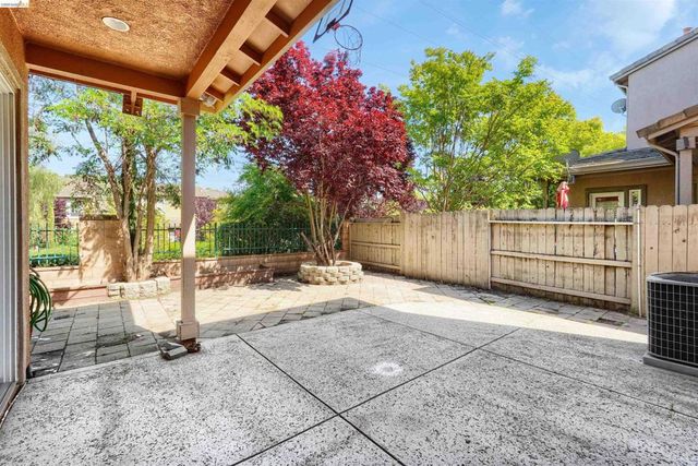 9208 Hallmark Pl, Vallejo, CA 94591