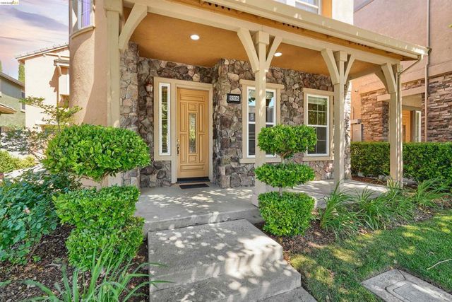 9208 Hallmark Pl, Vallejo, CA 94591