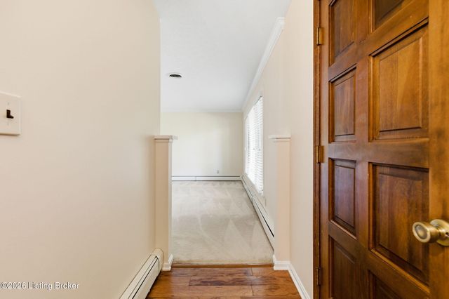 3303 Borowick Cir, La Grange, KY 40031