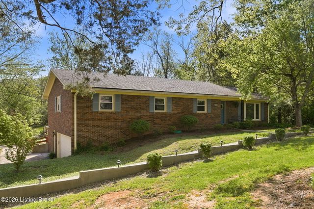3303 Borowick Cir, La Grange, KY 40031