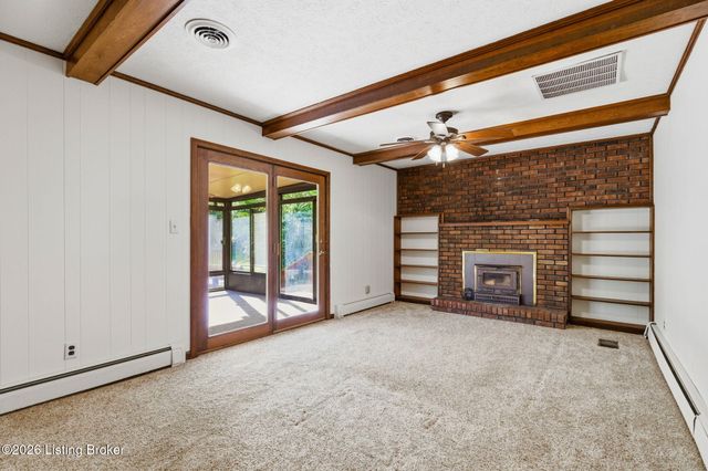 3303 Borowick Cir, La Grange, KY 40031