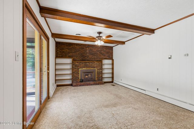 3303 Borowick Cir, La Grange, KY 40031