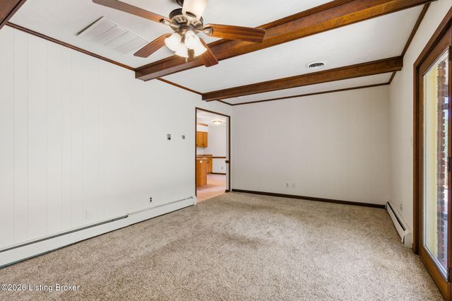 3303 Borowick Cir, La Grange, KY 40031