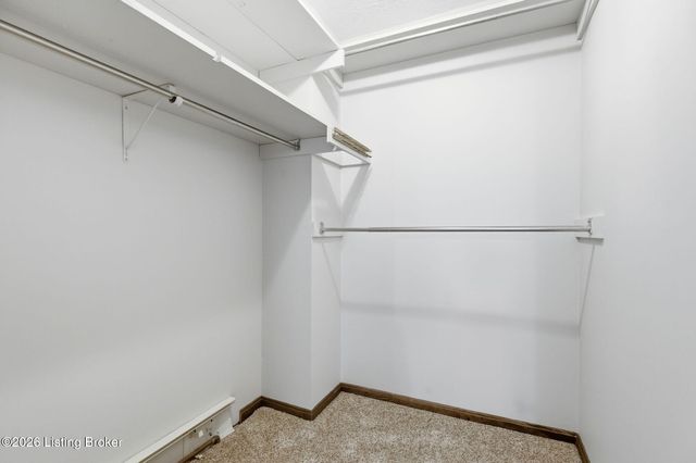 3303 Borowick Cir, La Grange, KY 40031