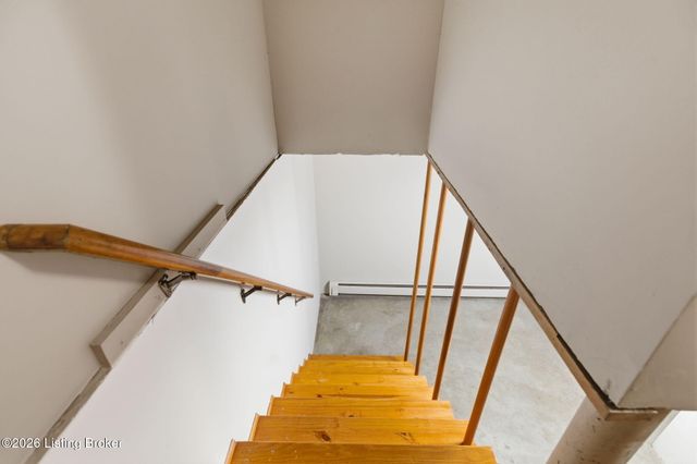 3303 Borowick Cir, La Grange, KY 40031