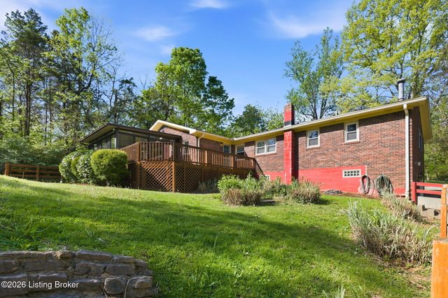 3303 Borowick Cir, La Grange, KY 40031