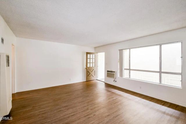 2705 Piedmont Avenue 8, Montrose, CA 91020