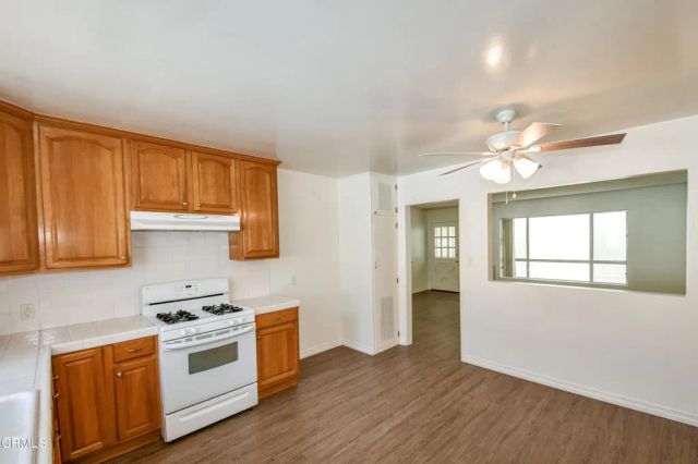 2705 Piedmont Avenue 8, Montrose, CA 91020