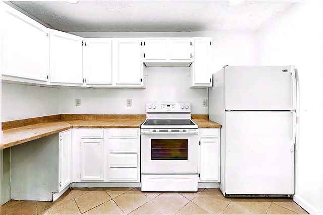 1790 Elaine Drive, Decatur, GA 30035