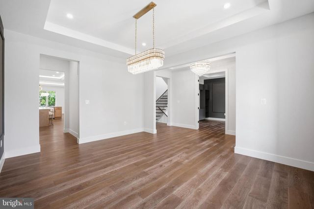 9420 VERNON DR, Great Falls, VA 22066
