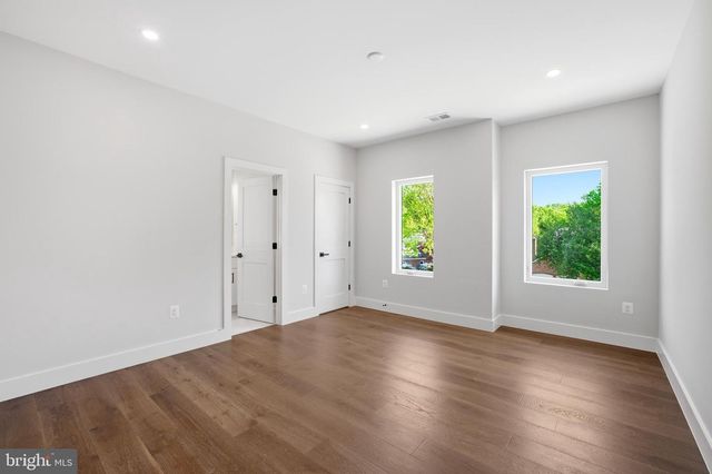 9420 VERNON DR, Great Falls, VA 22066