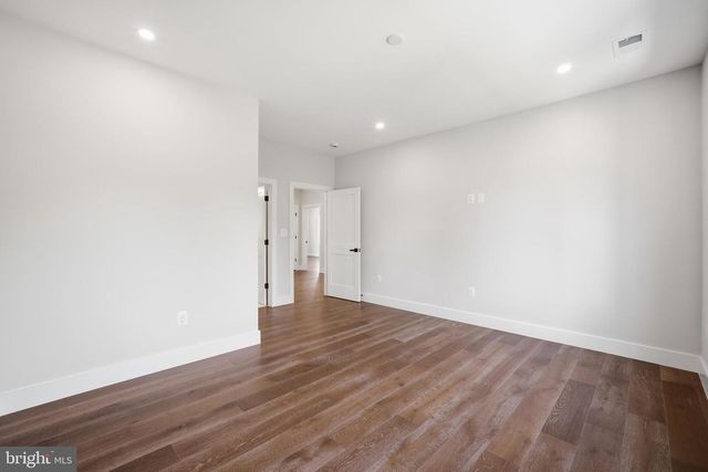 9420 VERNON DR, Great Falls, VA 22066