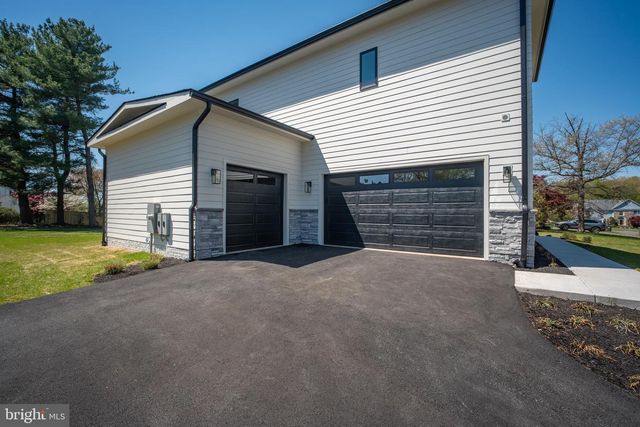 9420 VERNON DR, Great Falls, VA 22066