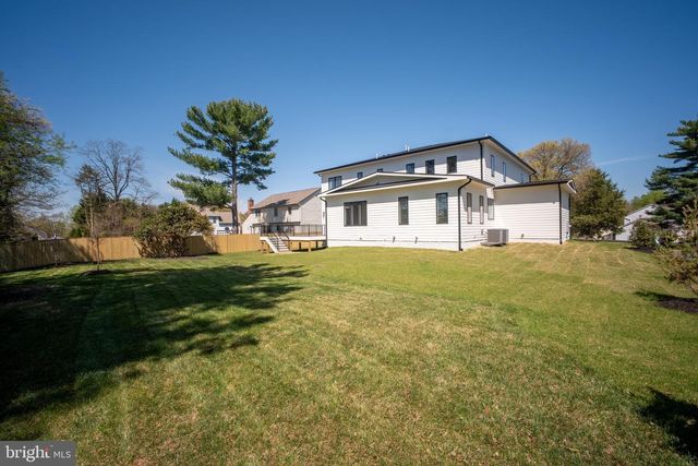 9420 VERNON DR, Great Falls, VA 22066