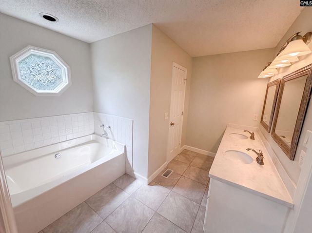 153 Courtney Oak Drive, West Columbia, SC 29170