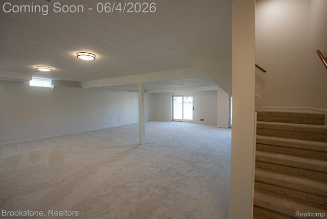 8828 Grace Street, Shelby Charter Township, MI 48317
