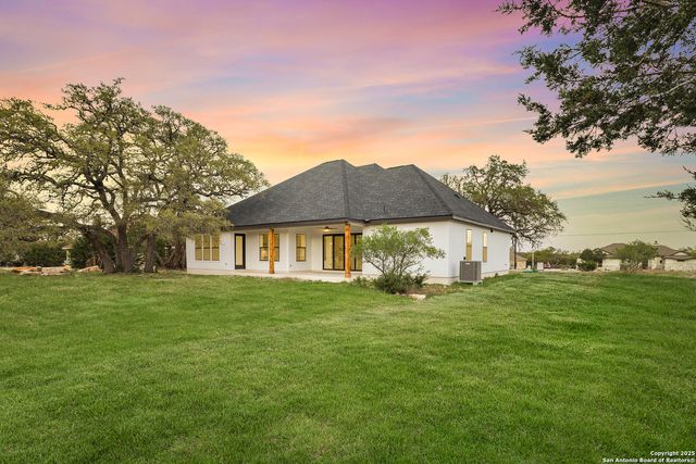 220 TOUCAN DR, Spring Branch, TX 78070