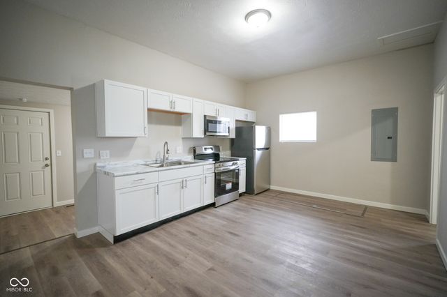 734 W 2nd Street, Anderson, IN 46016