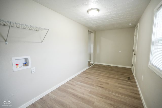 734 W 2nd Street, Anderson, IN 46016