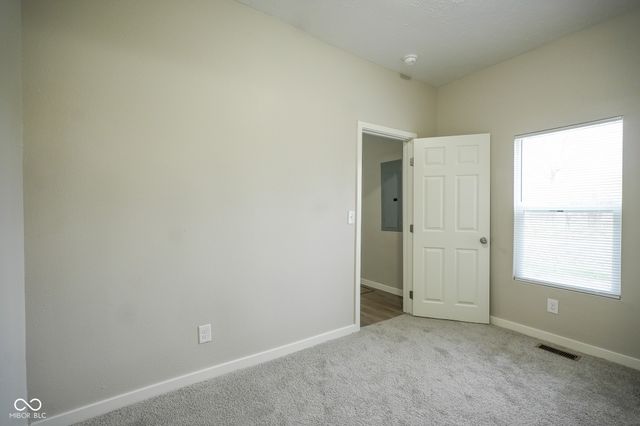 734 W 2nd Street, Anderson, IN 46016