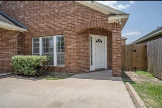 1122 Ryon Street A, Houston, TX 77009