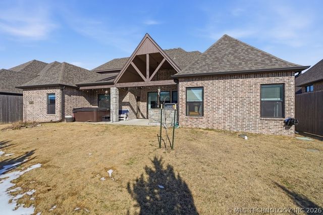 16716 E 42nd Place S, Tulsa, OK 74134