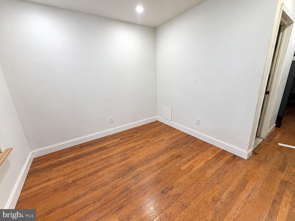 323 N SALFORD ST, PHILADELPHIA, PA 19139 — photo 4