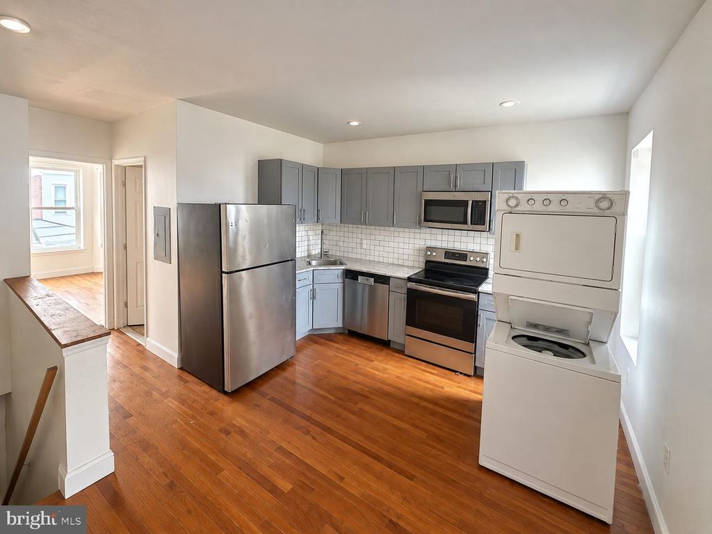 323 N SALFORD ST, PHILADELPHIA, PA 19139 — photo 5