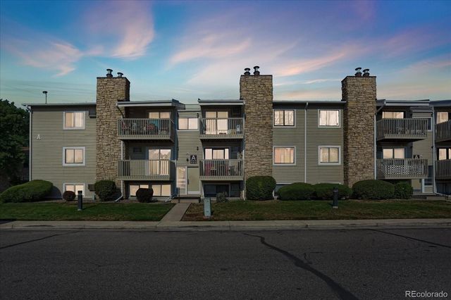 381 S Ames Street A201, Lakewood, CO 80226