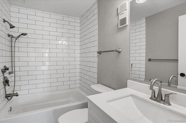 381 S Ames Street A201, Lakewood, CO 80226