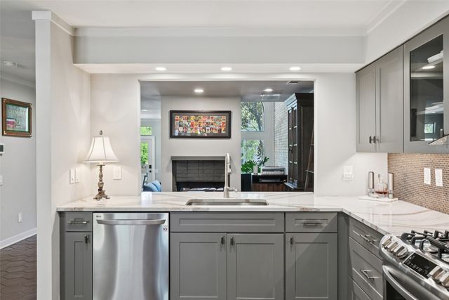 3801 Gilbert Avenue A, Dallas, TX 75219