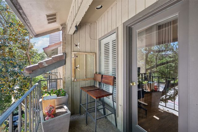 3801 Gilbert Avenue A, Dallas, TX 75219