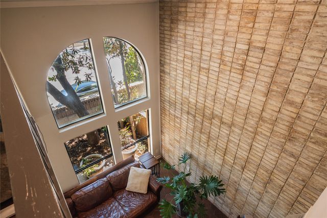 3801 Gilbert Avenue A, Dallas, TX 75219