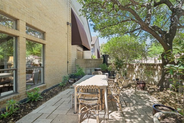 3801 Gilbert Avenue A, Dallas, TX 75219