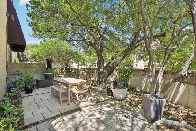 3801 Gilbert Avenue A, Dallas, TX 75219