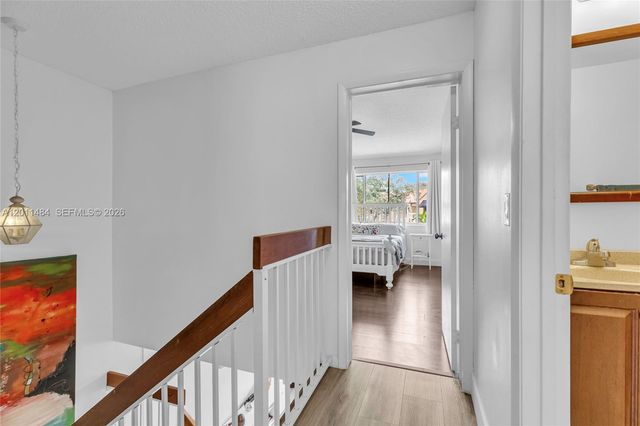 7874 NW 7th Ct, Plantation, FL 33324