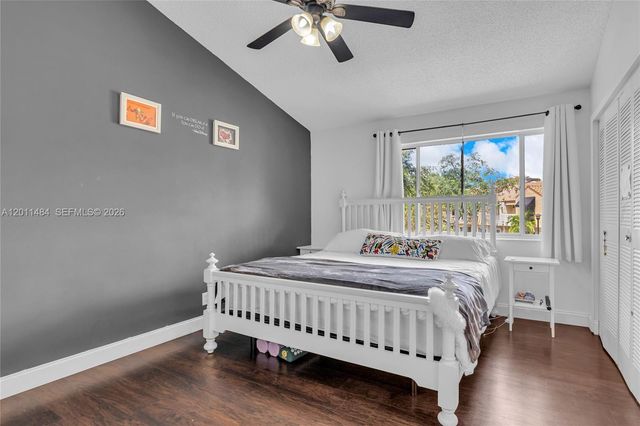 7874 NW 7th Ct, Plantation, FL 33324