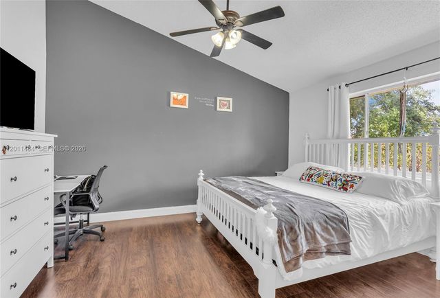7874 NW 7th Ct, Plantation, FL 33324