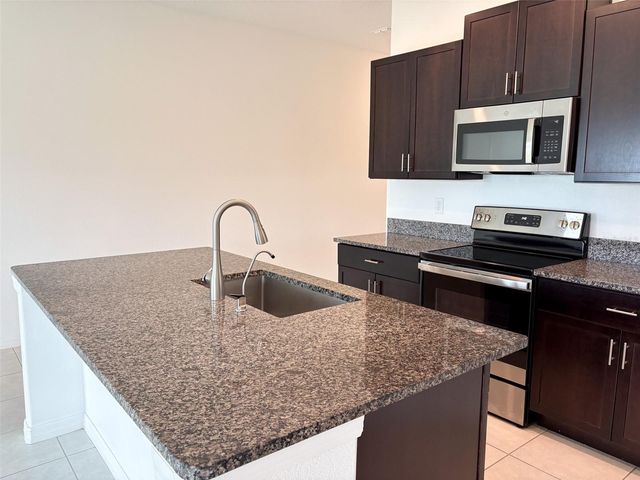 5487 BLUE AZURE DRIVE, Wimauma, FL 33598