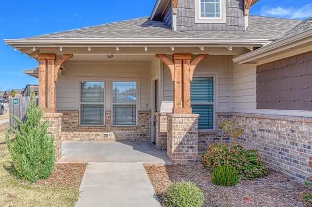 12829 NW 3rd Terrace, Yukon, OK 73099