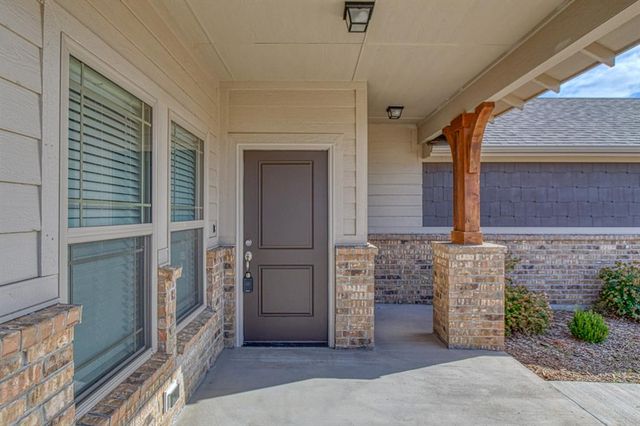 12829 NW 3rd Terrace, Yukon, OK 73099