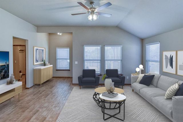 12829 NW 3rd Terrace, Yukon, OK 73099