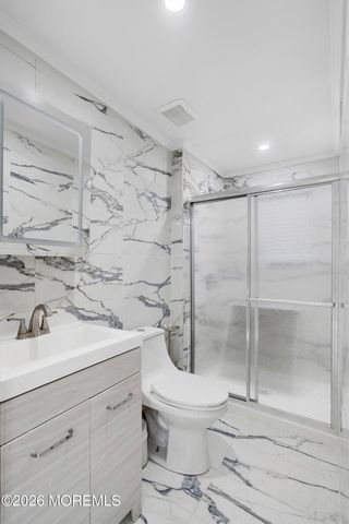 134 Shady Lane Drive, Lakewood, NJ 08701