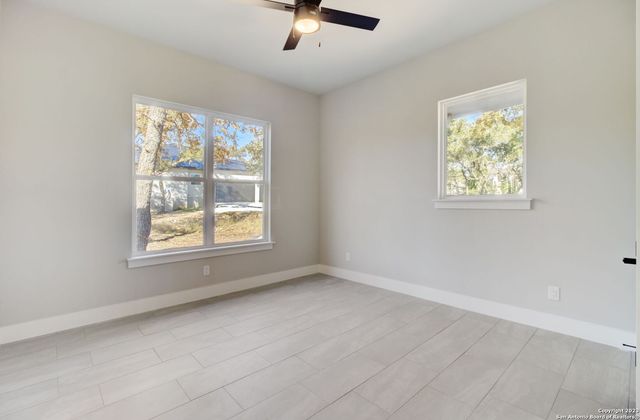 981 Jenny Leigh Trail, Bulverde, TX 78163