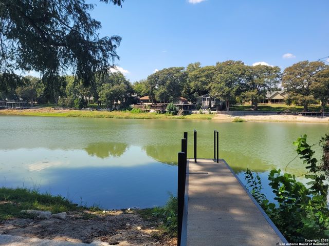 510 Rudeloff, Seguin, TX 78155